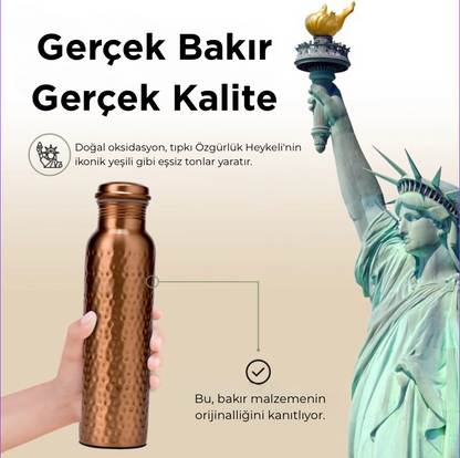 El Yapımı Ayurvedik Bakır Su Şişesi – Geleneksel Ustalık